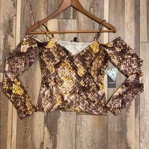 Sexy Guess Cold Shoulder